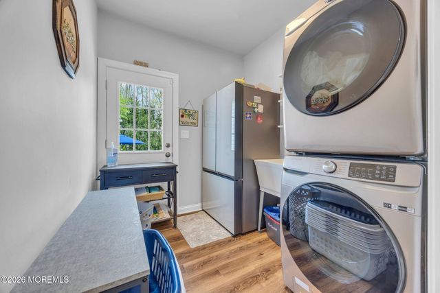 21 Appaloosa Drive, Manalapan, NJ 07726