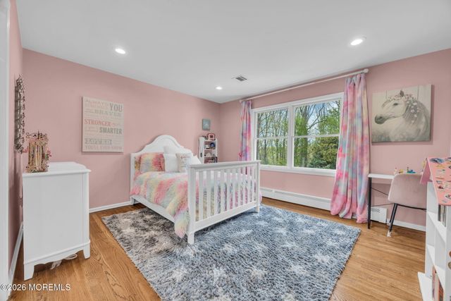 21 Appaloosa Drive, Manalapan, NJ 07726