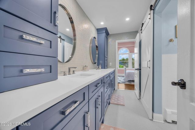 21 Appaloosa Drive, Manalapan, NJ 07726