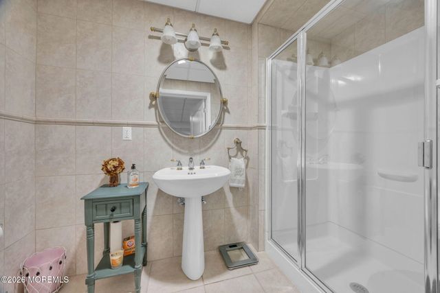 21 Appaloosa Drive, Manalapan, NJ 07726