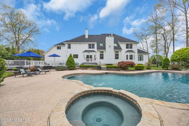 21 Appaloosa Drive, Manalapan, NJ 07726