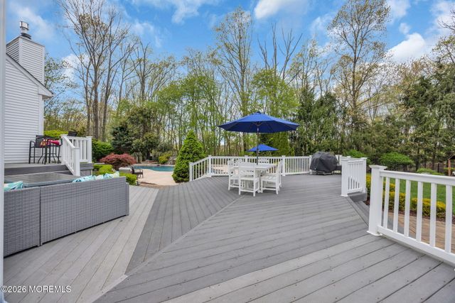 21 Appaloosa Drive, Manalapan, NJ 07726