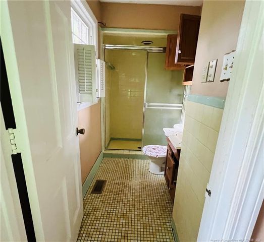 2454 Vandemere Avenue, Fayetteville, NC 28304