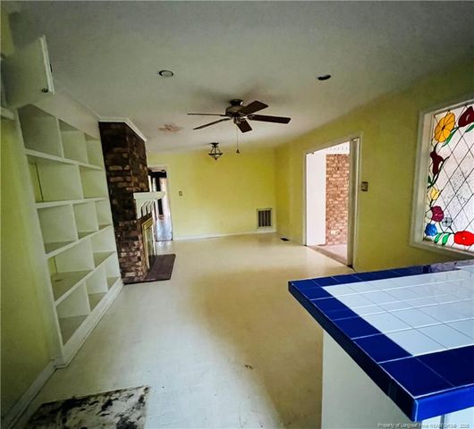 2454 Vandemere Avenue, Fayetteville, NC 28304