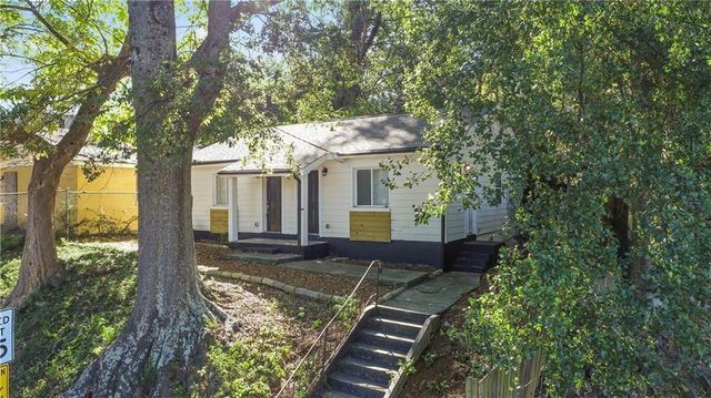 662 Cameron M Alexander Boulevard NW, Atlanta, GA 30318