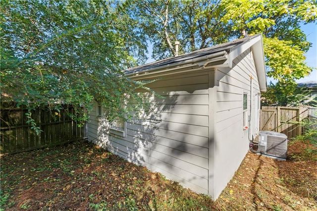 662 Cameron M Alexander Boulevard NW, Atlanta, GA 30318