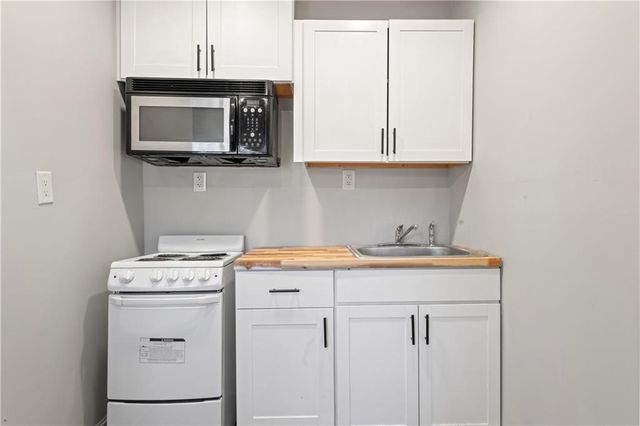 662 Cameron M Alexander Boulevard NW, Atlanta, GA 30318