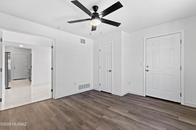 536 E Seneca Street, Tucson, AZ 85705