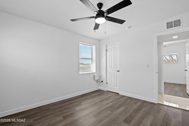 536 E Seneca Street, Tucson, AZ 85705