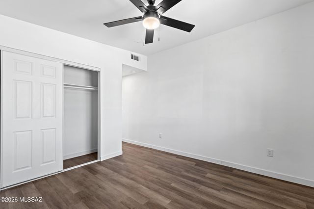 536 E Seneca Street, Tucson, AZ 85705