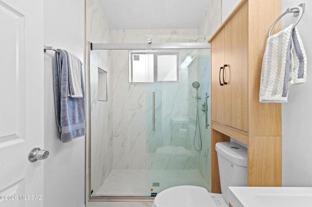 536 E Seneca Street, Tucson, AZ 85705