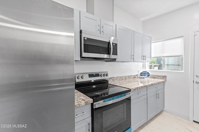 536 E Seneca Street, Tucson, AZ 85705