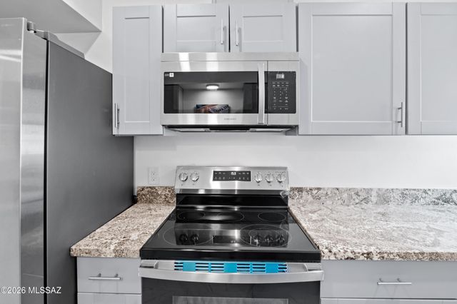 536 E Seneca Street, Tucson, AZ 85705