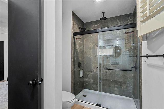 9601 W 104th Terrace, Overland Park, KS 66212