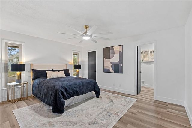 9601 W 104th Terrace, Overland Park, KS 66212