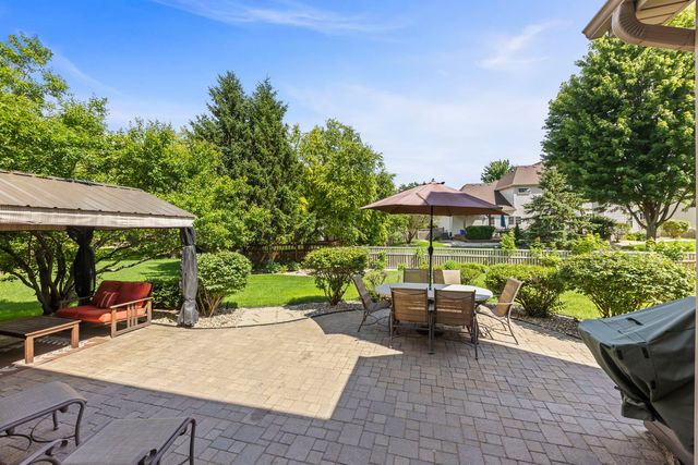 26643 Lindengate Circle, Plainfield, IL 60585
