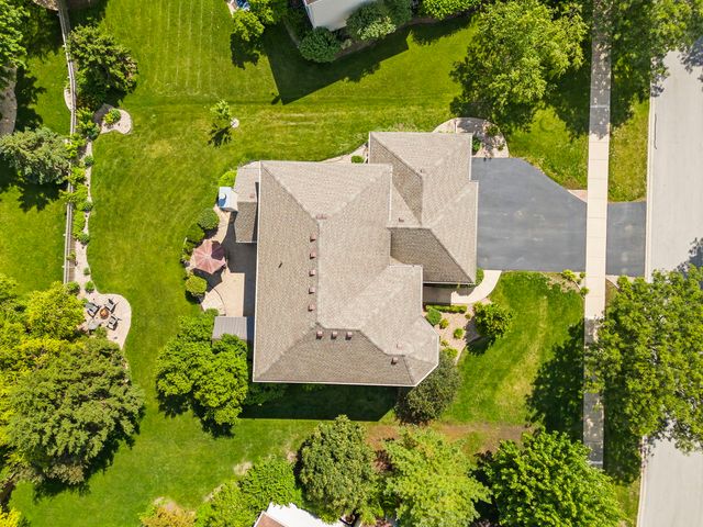 26643 Lindengate Circle, Plainfield, IL 60585