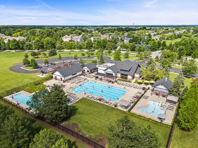 26643 Lindengate Circle, Plainfield, IL 60585