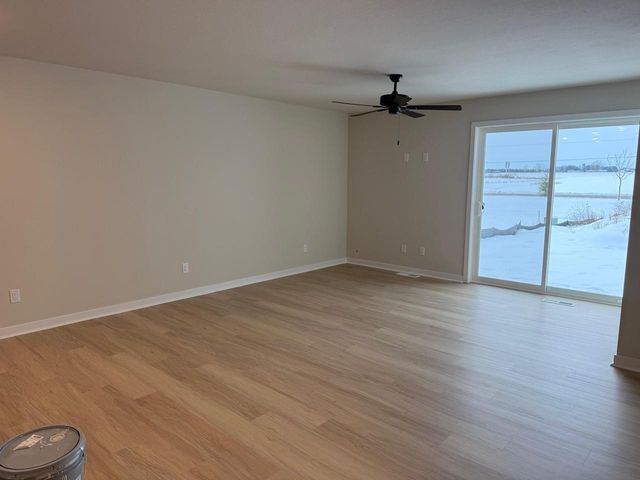 W219N16267 Primrose COURT, Jackson, WI 53037