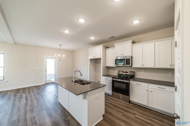 146 Flintlock Way, New Market, AL 35741