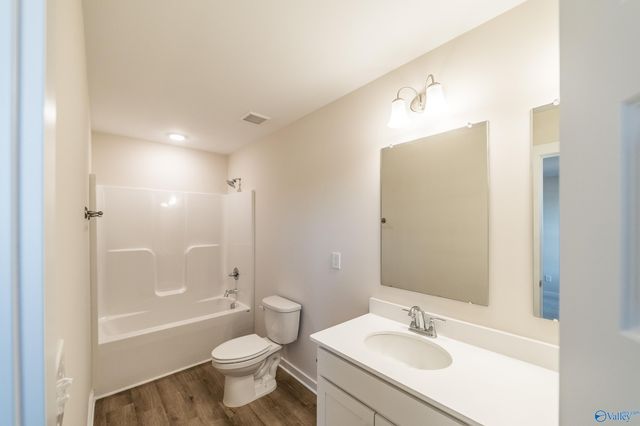 146 Flintlock Way, New Market, AL 35741