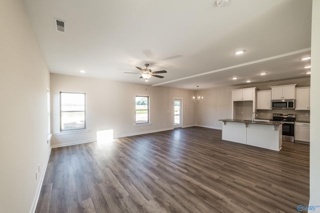 146 Flintlock Way, New Market, AL 35741