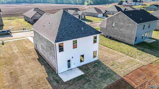 146 Flintlock Way, New Market, AL 35741