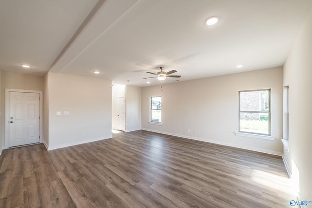 146 Flintlock Way, New Market, AL 35741