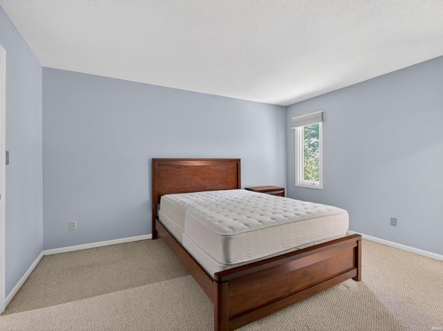 6730 Quail Ridge Lane, Fort Wayne, IN 46804