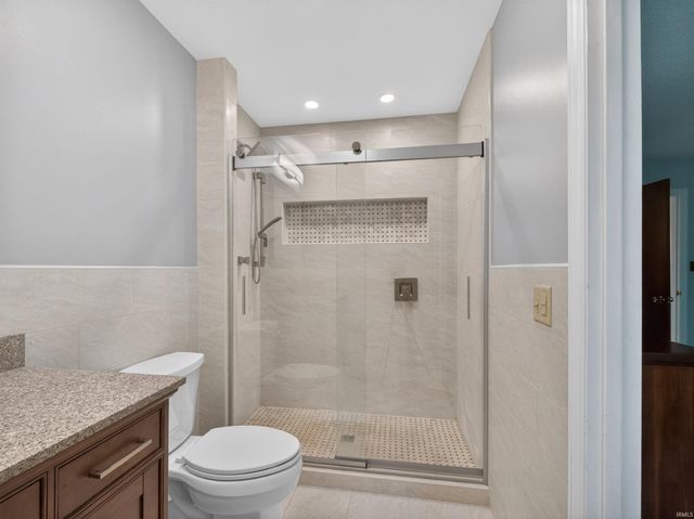 6730 Quail Ridge Lane, Fort Wayne, IN 46804