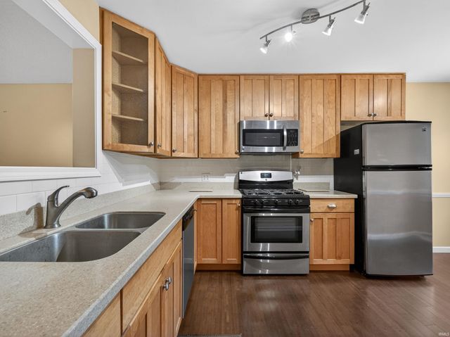 6730 Quail Ridge Lane, Fort Wayne, IN 46804