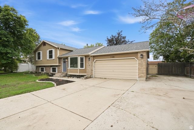 11308 S HAWKWOOD DR, Sandy, UT 84094