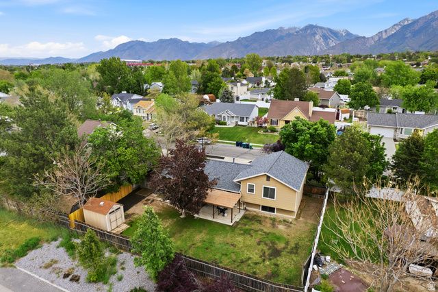 11308 S HAWKWOOD DR, Sandy, UT 84094