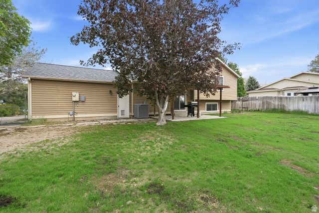 11308 S HAWKWOOD DR, Sandy, UT 84094