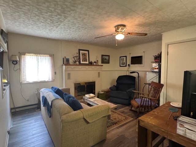 2495 PRIVATE ROAD 1336, Moberly, MO 65270