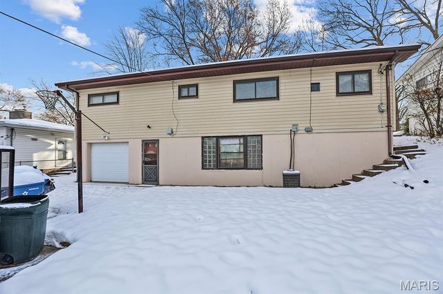 1213 Haley Avenue, St Louis, MO 63121