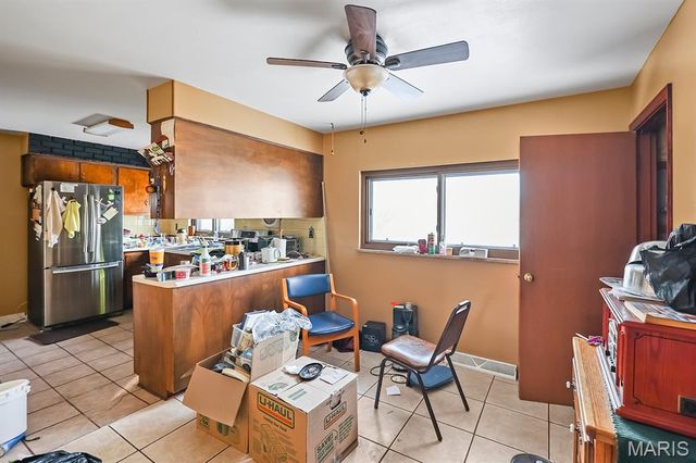 1213 Haley Avenue, St Louis, MO 63121