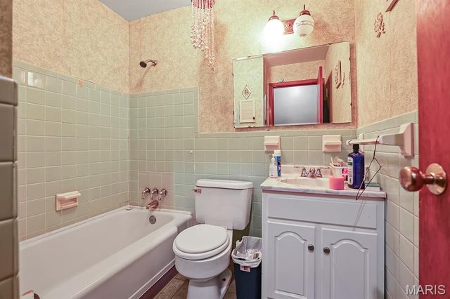 1213 Haley Avenue, St Louis, MO 63121