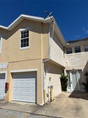 7415 LAGO DE ORO B-8, Orlando, FL 32822