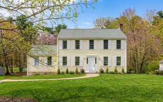 10 Dawn Street, Salem, NH 03079