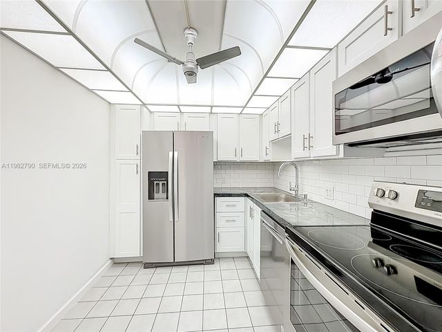 20301 W Country Club Drive 2428, Aventura, FL 33180