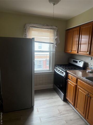 211-20 99th Avenue 2nd floor, Queens Village, NY 11429