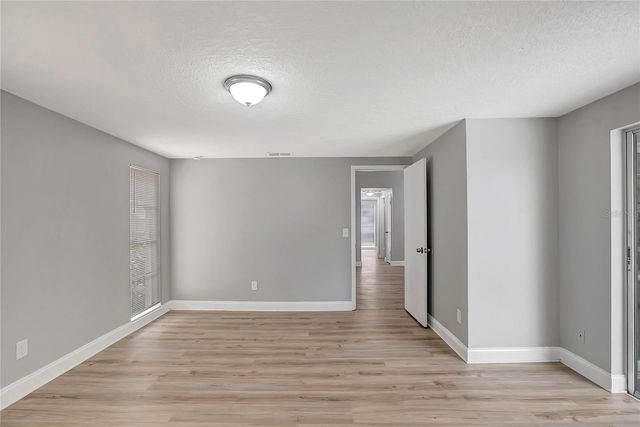 10215 CUTTEN GREEN COURT, Tampa, FL 33615