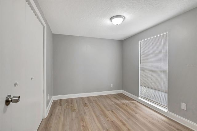 10215 CUTTEN GREEN COURT, Tampa, FL 33615