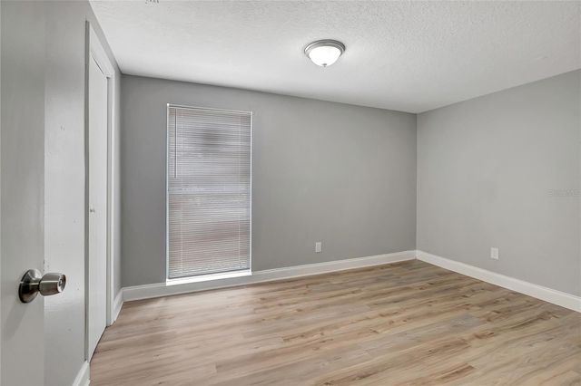 10215 CUTTEN GREEN COURT, Tampa, FL 33615