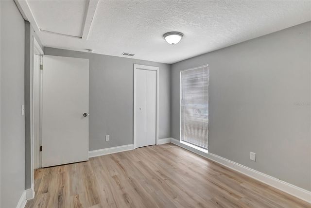 10215 CUTTEN GREEN COURT, Tampa, FL 33615
