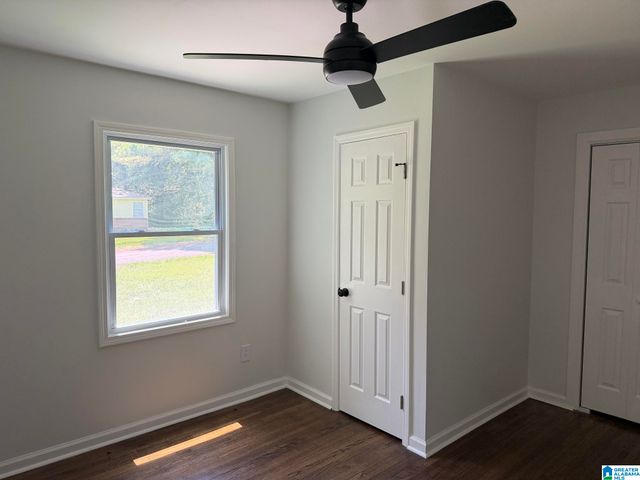 120 26TH AVENUE NW, Center Point, AL 35215