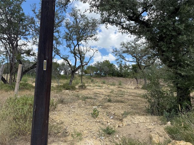 3830 COUNTY ROAD 410, Spicewood, TX 78669