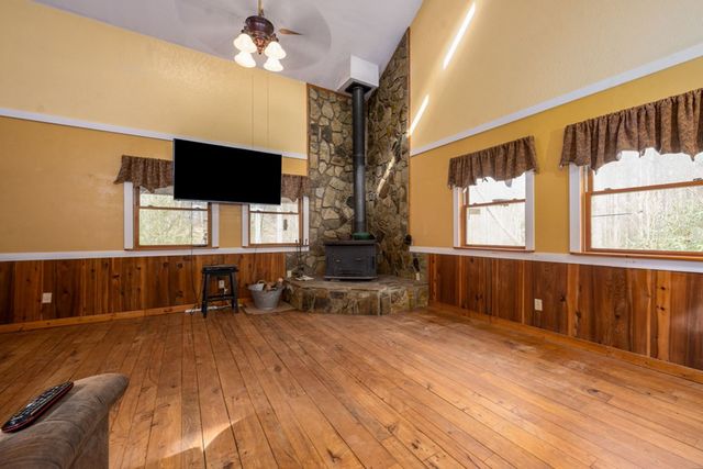 2130 Hedden Road, Murphy, NC 28906
