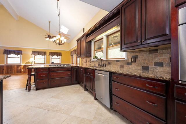2130 Hedden Road, Murphy, NC 28906